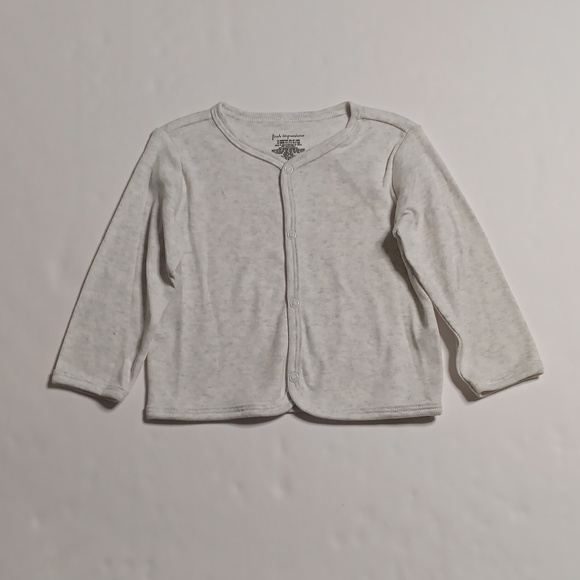 3 Cardigans - Picture 5 of 13